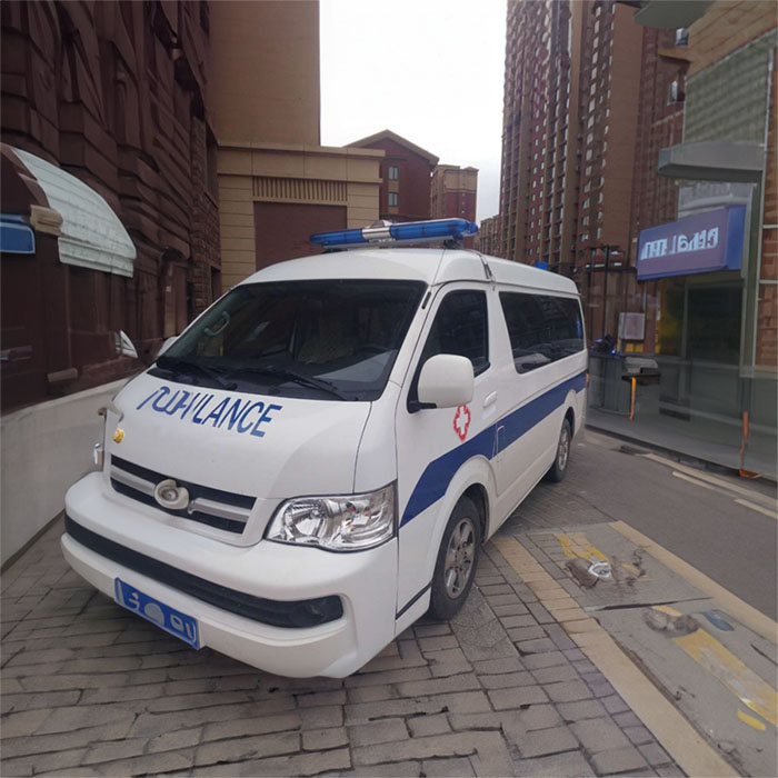 自贡成都救护车出租转院