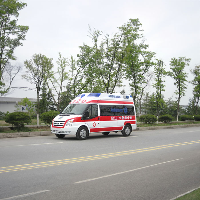 自贡成都市内救护车转院